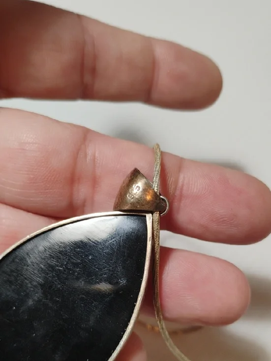 925 Sterling Silver Leaf Pendant On Chain W/Matching 925 Sterling Earrings - Picture 5 of 9